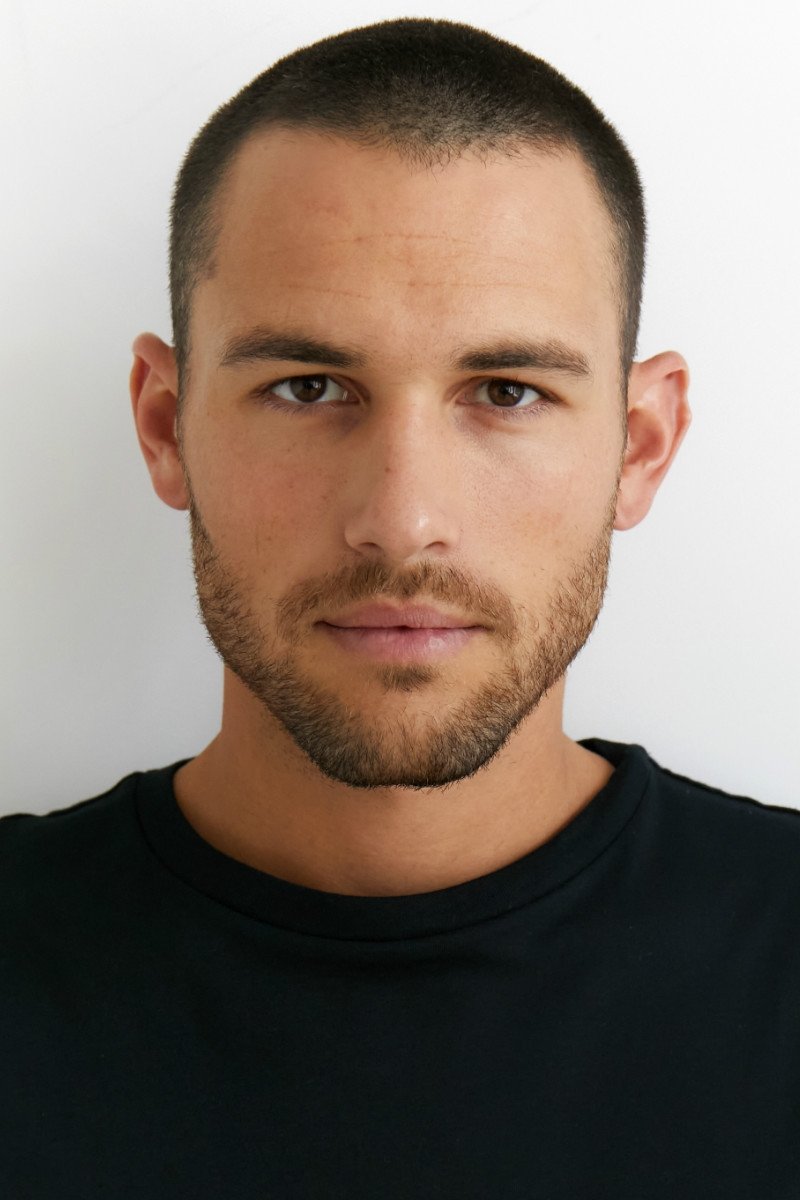 et billede af Corey Saucier