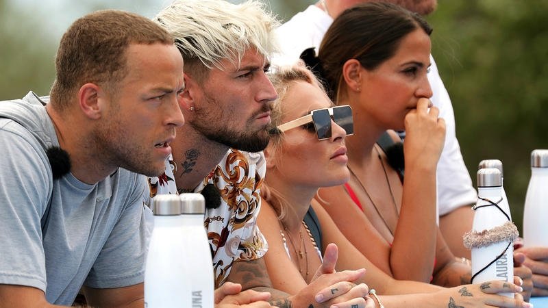 Kampf der Realitystars – Schiffbruch am Traumstrand