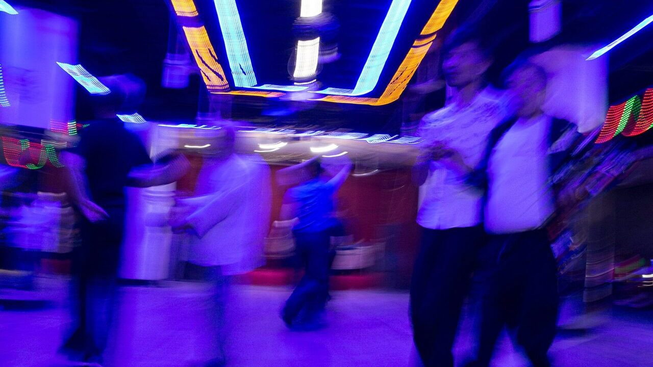Come Dance With Me