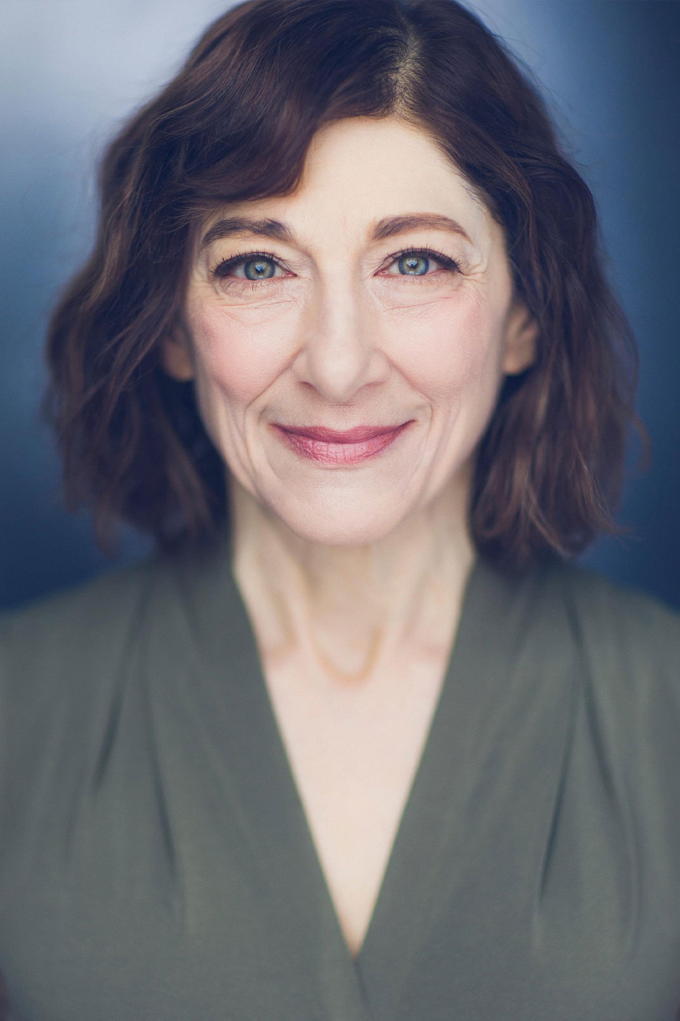 Profile Meredith Binder with character Evil Witch Queen