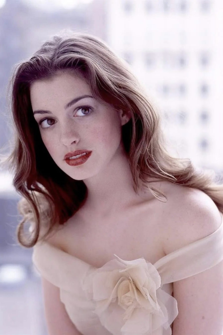 Anne Hathaway