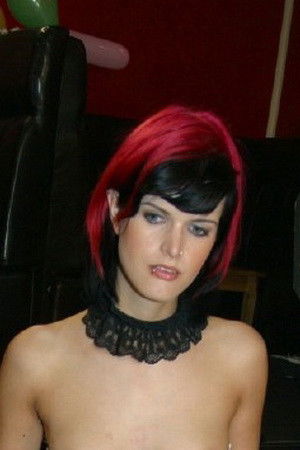 et billede af Dark Emily