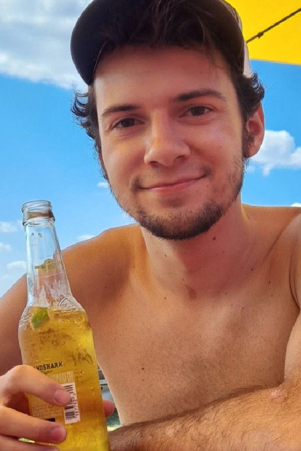 et billede af Joshua Totsky