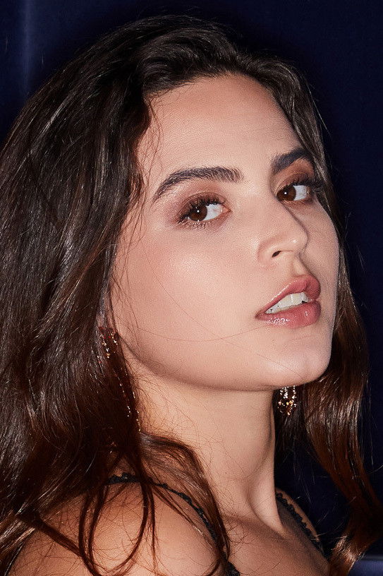 et billede af Ariana Van X