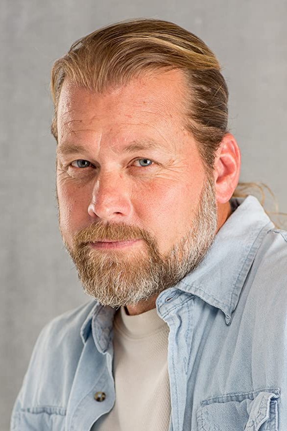 et billede af Brad Burroughs