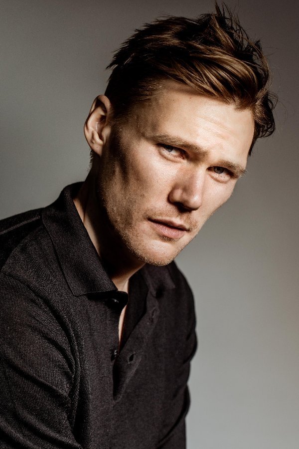 et billede af Hudson Oz