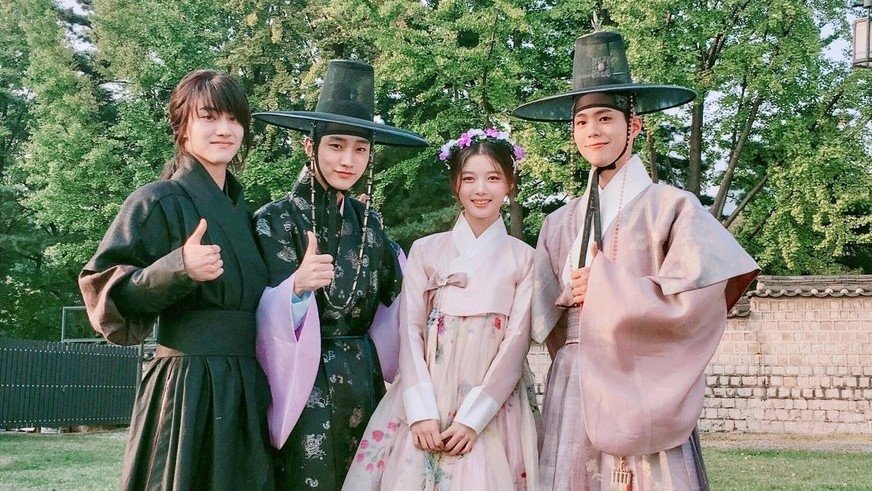 Thumbnail for 150 Days of Traveling in the Moonlight Season 0 Episode 4