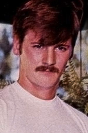 et billede af Gary Bowles