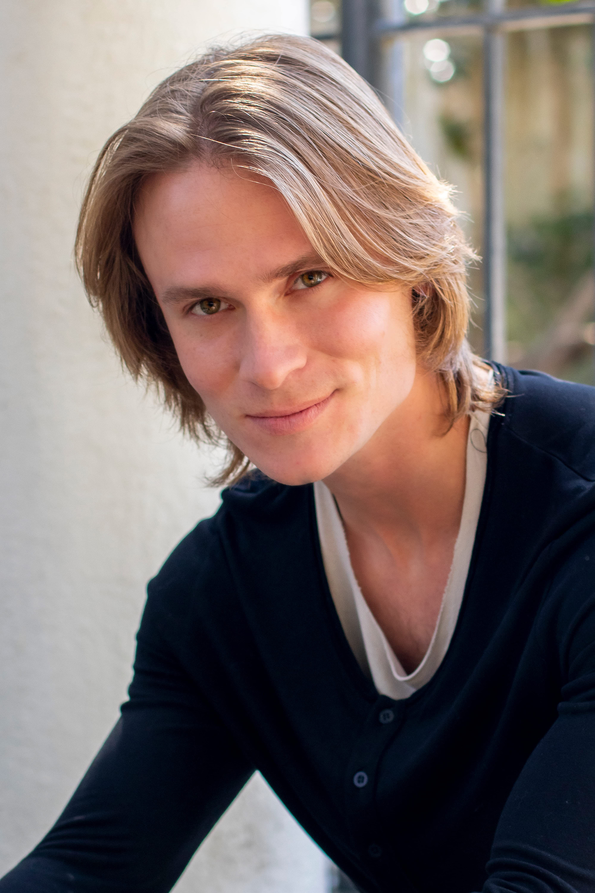 et billede af Cameron Greco