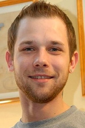 et billede af Alan Capier