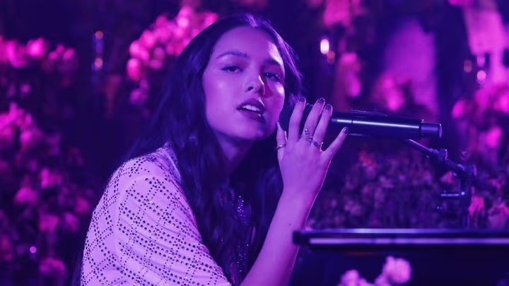 Jimmy Kimmel Live! - Season 20 Episode 18 : Jeremy Renner, Olivia Rodrigo