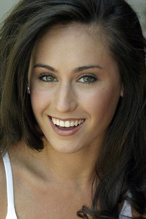 et billede af Angelina Mullins