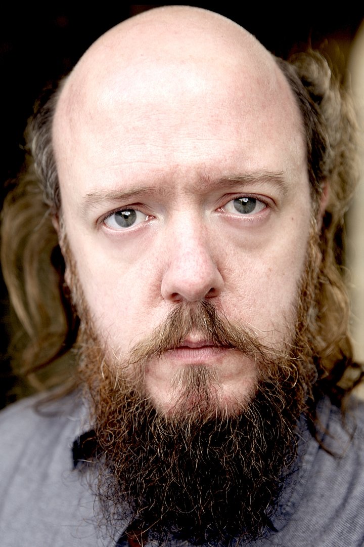 et billede af John Cummins