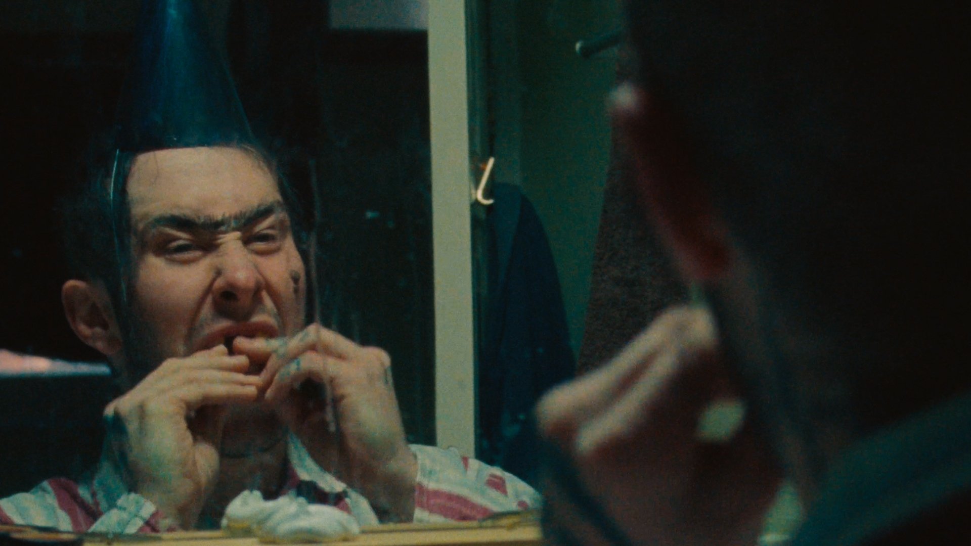Don't Look At Me (2022)