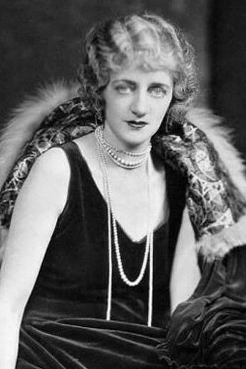 et billede af Norma Mitchell