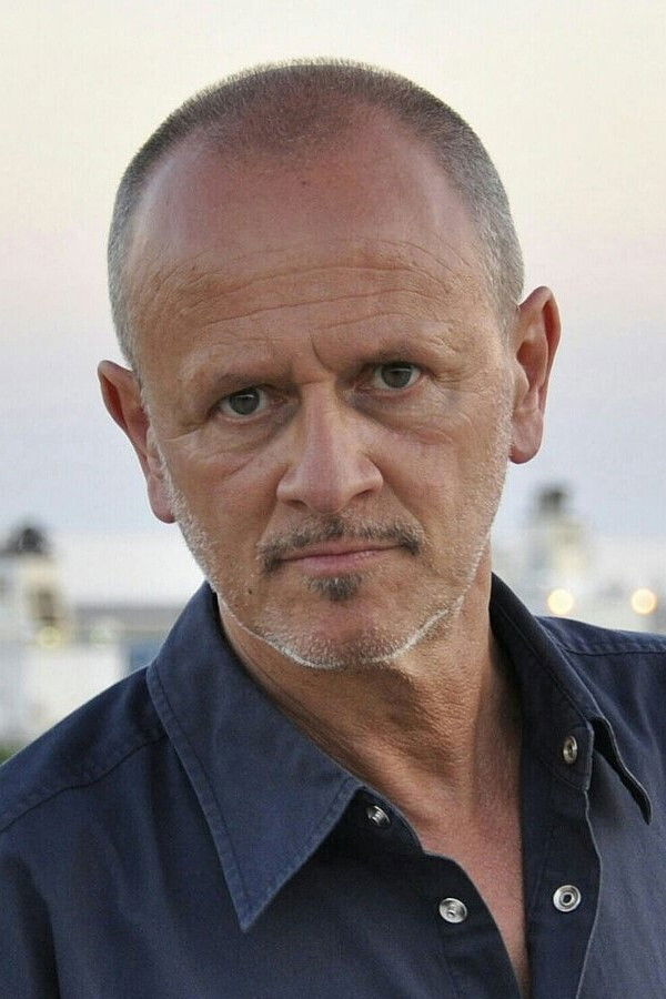 et billede af Carlo Denei