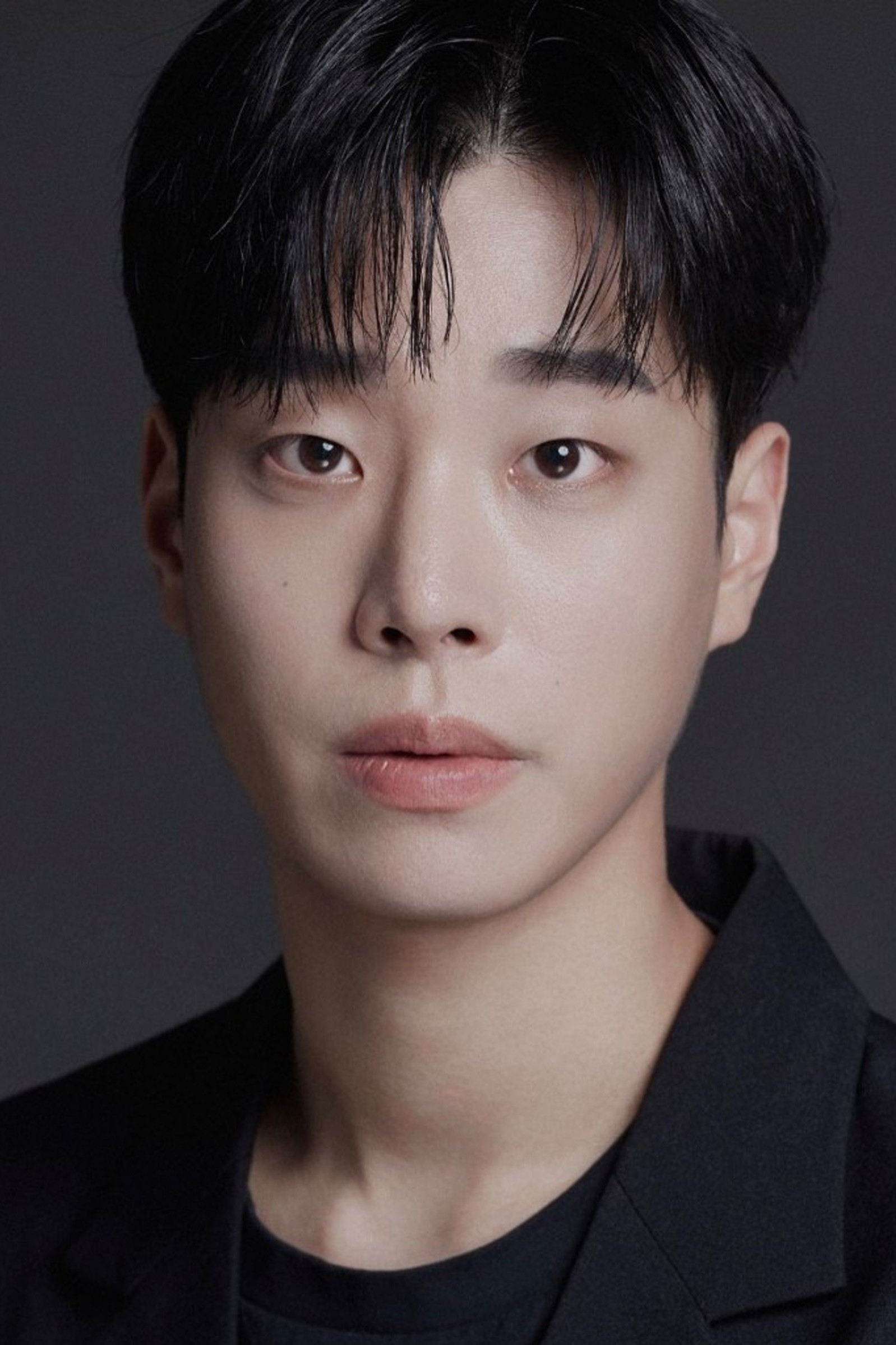 et billede af Min Woo-seok