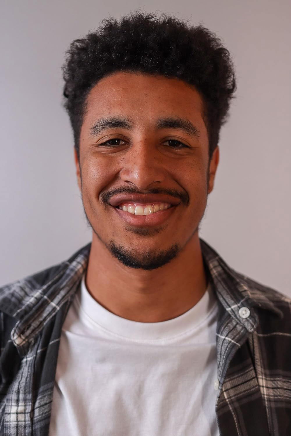 et billede af Adam Buffini