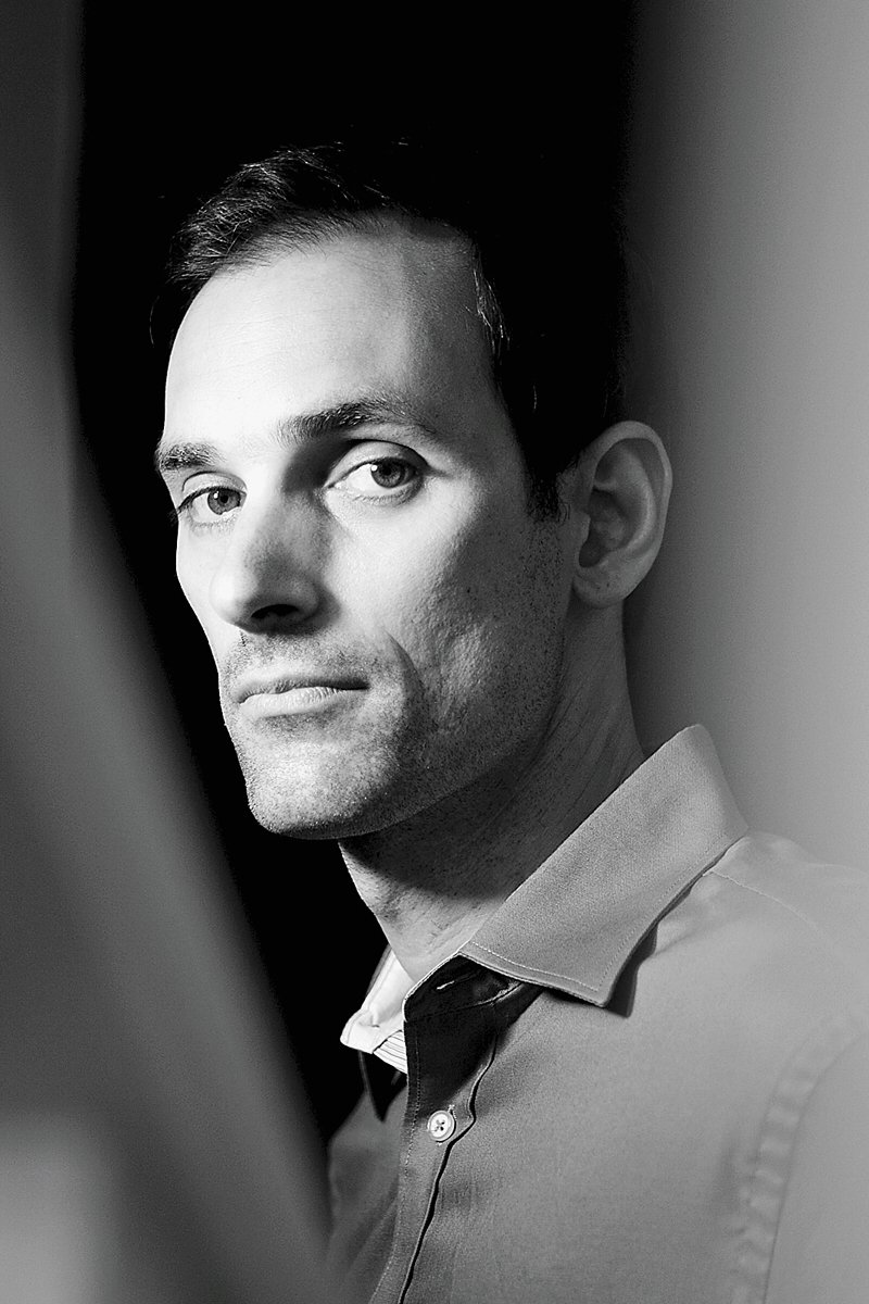 et billede af Niles Atallah