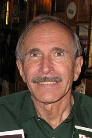 et billede af Dean Barrett