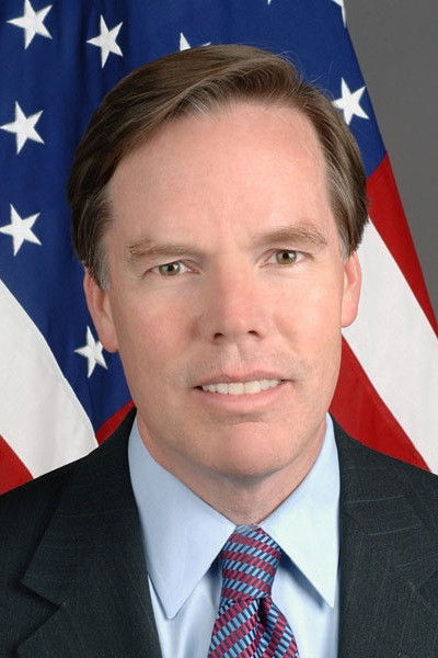 et billede af R. Nicholas Burns