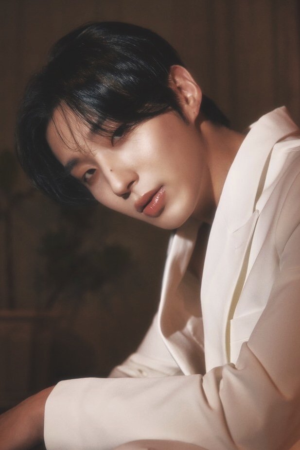 et billede af Moon Jong-up