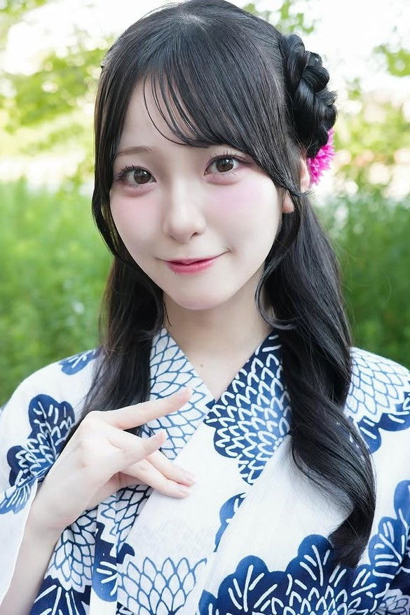 et billede af Yamada Momoka