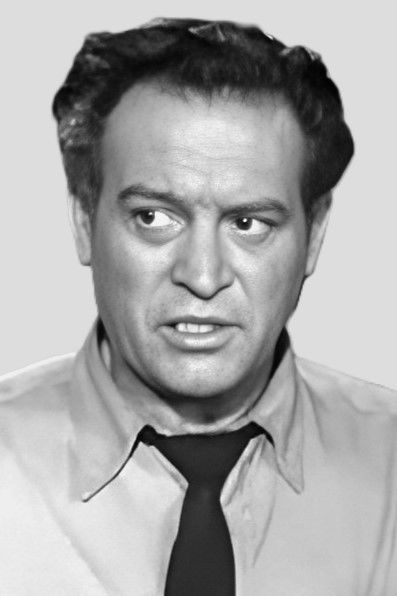 et billede af Leslie Bradley