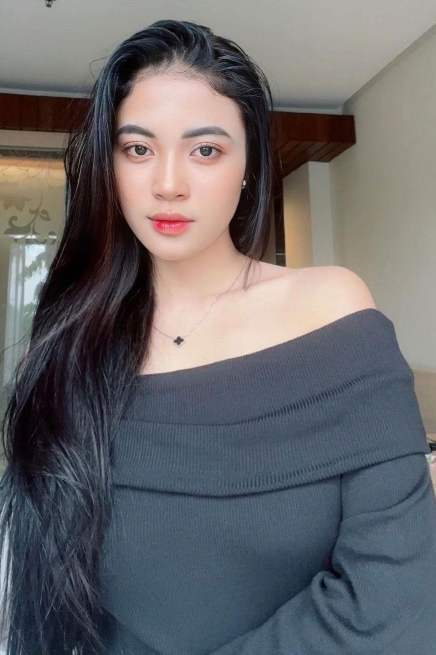 et billede af Devi Triana