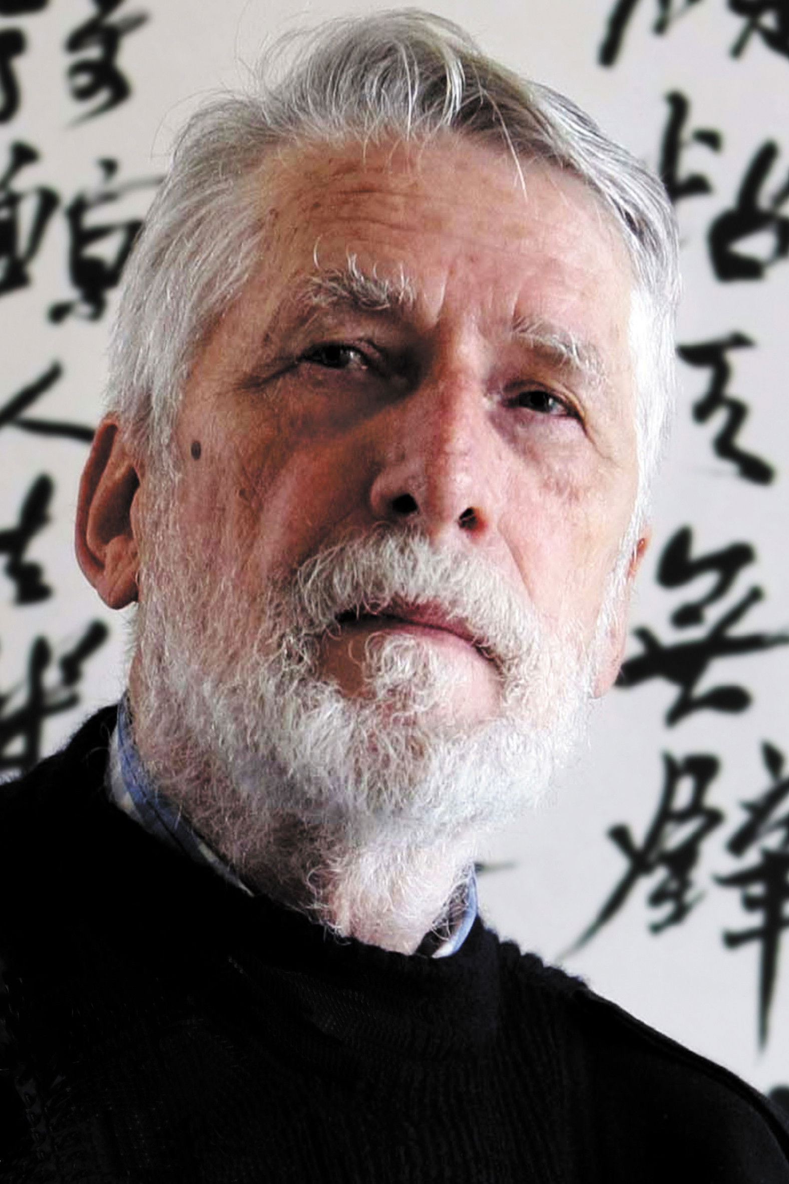 et billede af Simon Leys