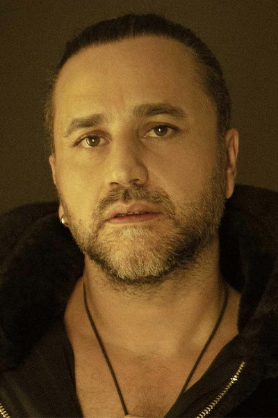 et billede af Bora Duran