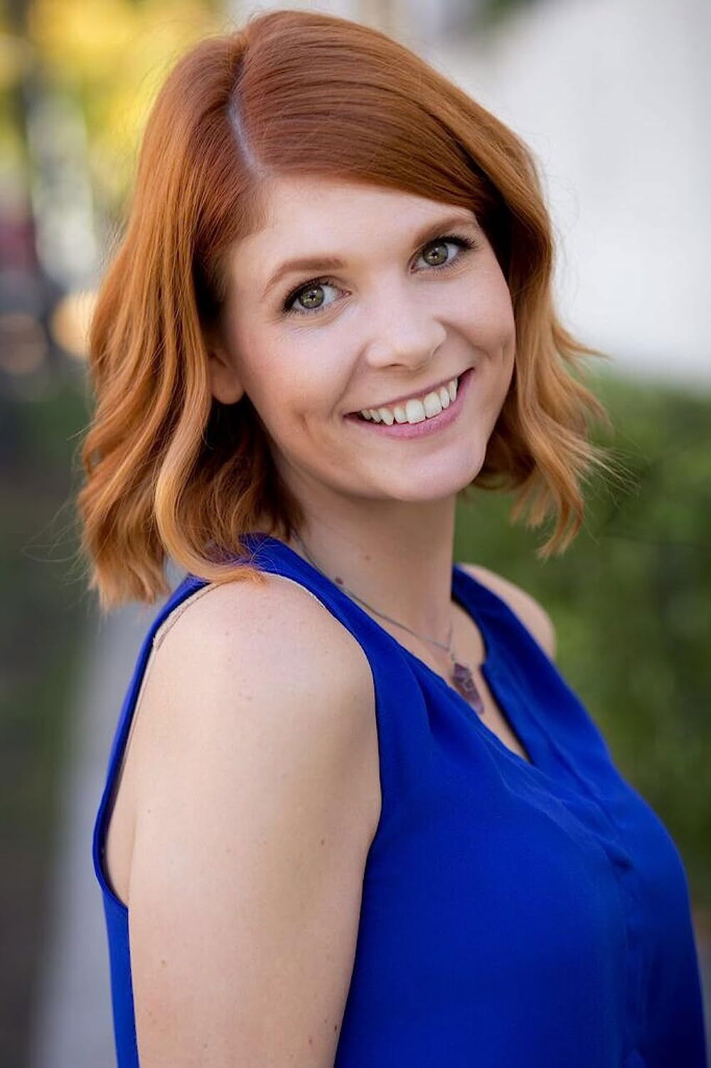 et billede af Annie Bond