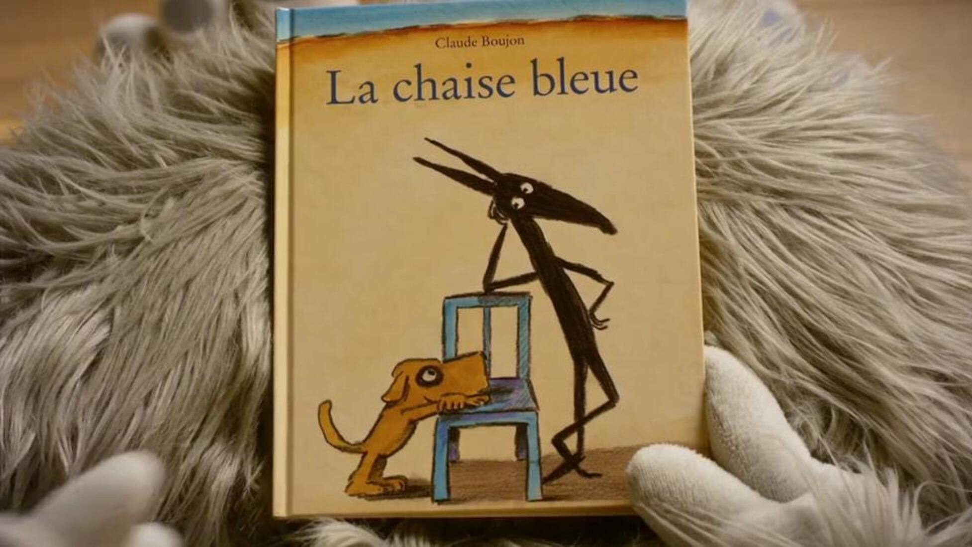 Yétili - La chaise bleue