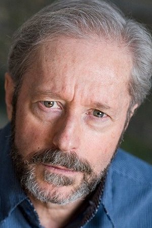 et billede af John Bluethner