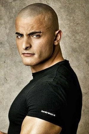 et billede af John Smith Kabashi