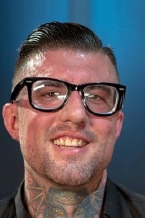 Profile image of H3ll4sl00tz, a notable actor/actress