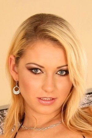 et billede af Nikki Sandz