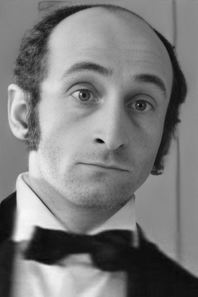 et billede af Gali Abaydulov