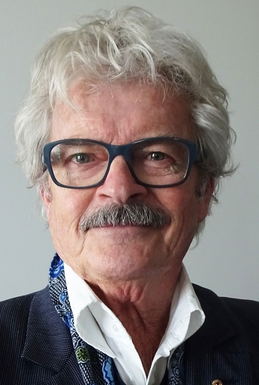 et billede af Reg Livermore