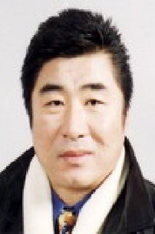 et billede af Kang You-il