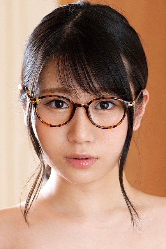 et billede af Mina Horikoshi