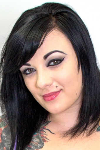 et billede af Scarlet LaVey