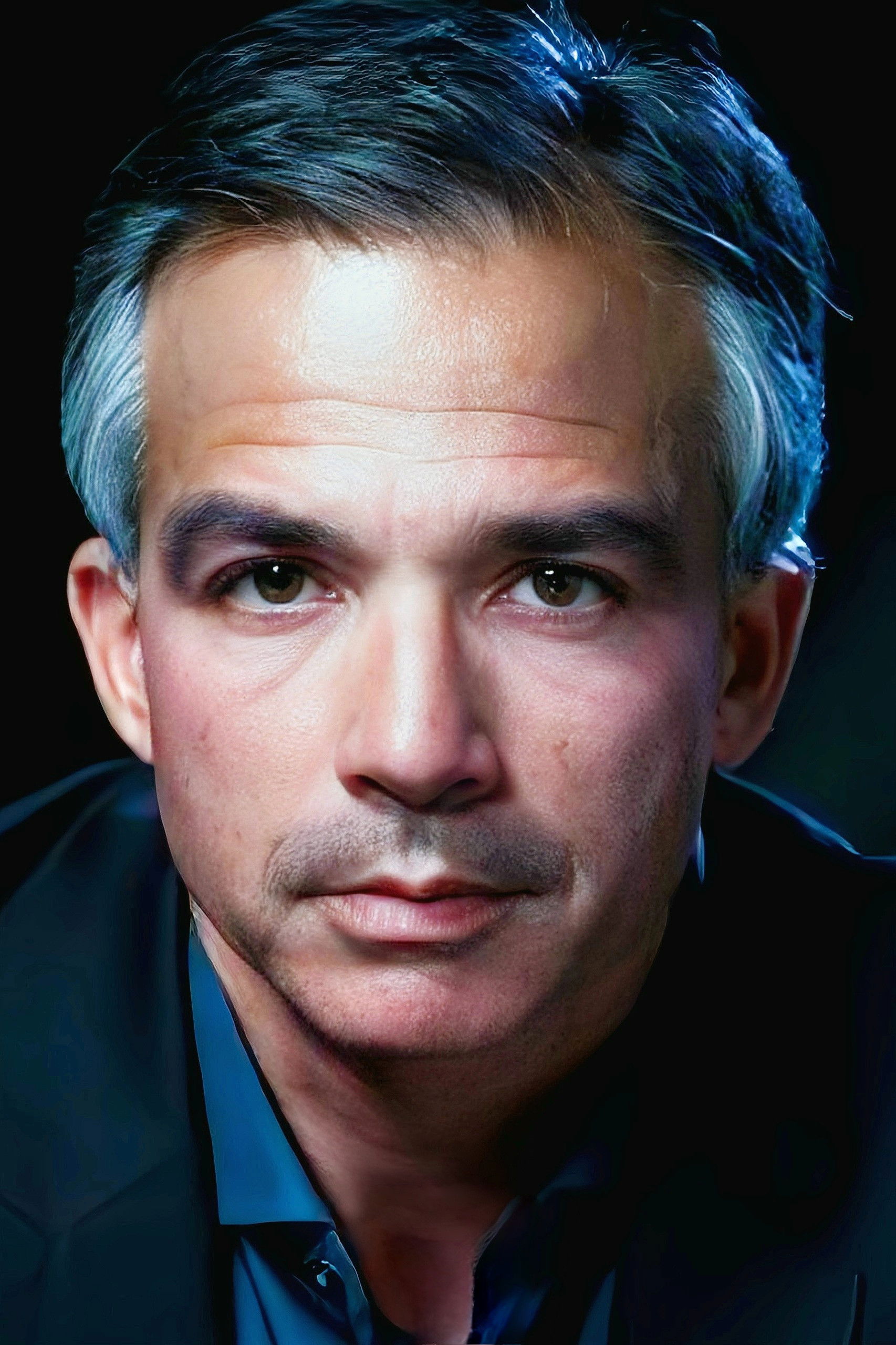 et billede af Dr. Kris Mohandie