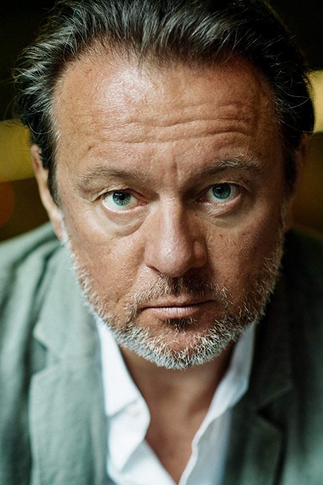 et billede af Norman Hacker