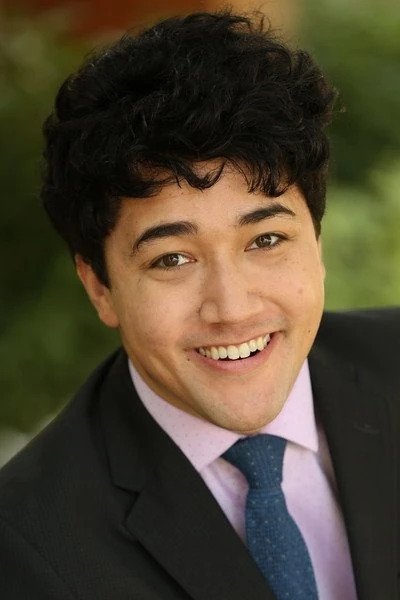 et billede af Caleb Yen