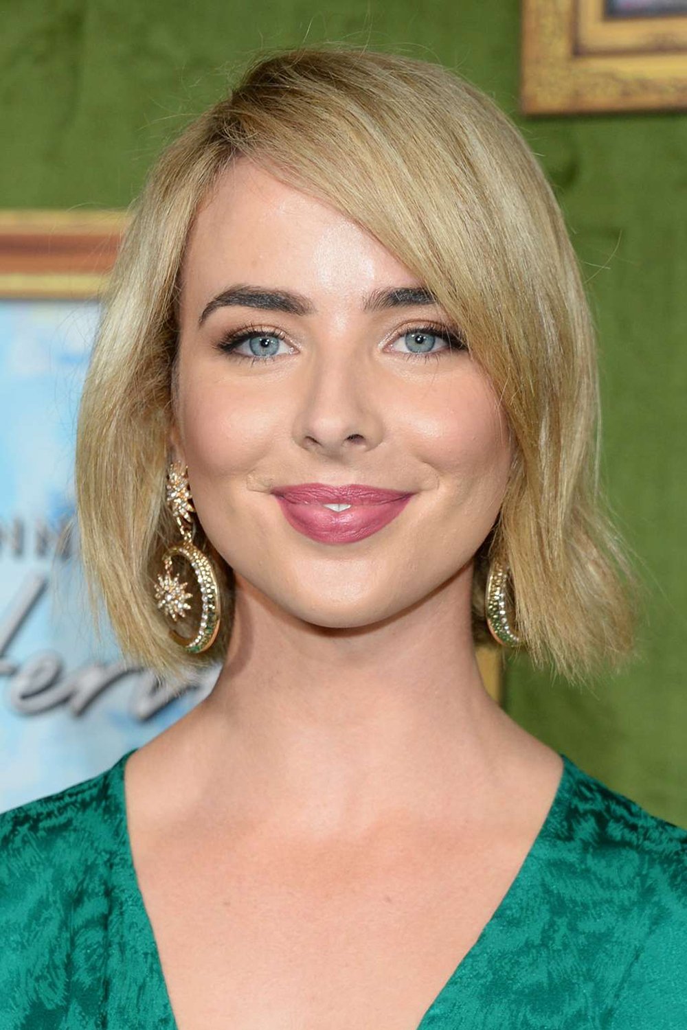 Ashleigh Brewer's picture in the cast