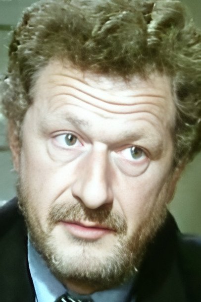 et billede af Bernard Cara