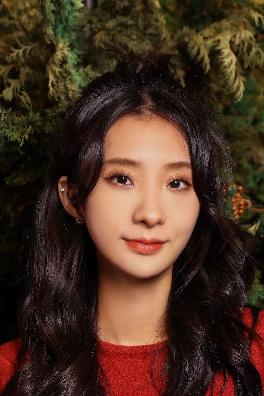 Hua Chen's picture in the cast