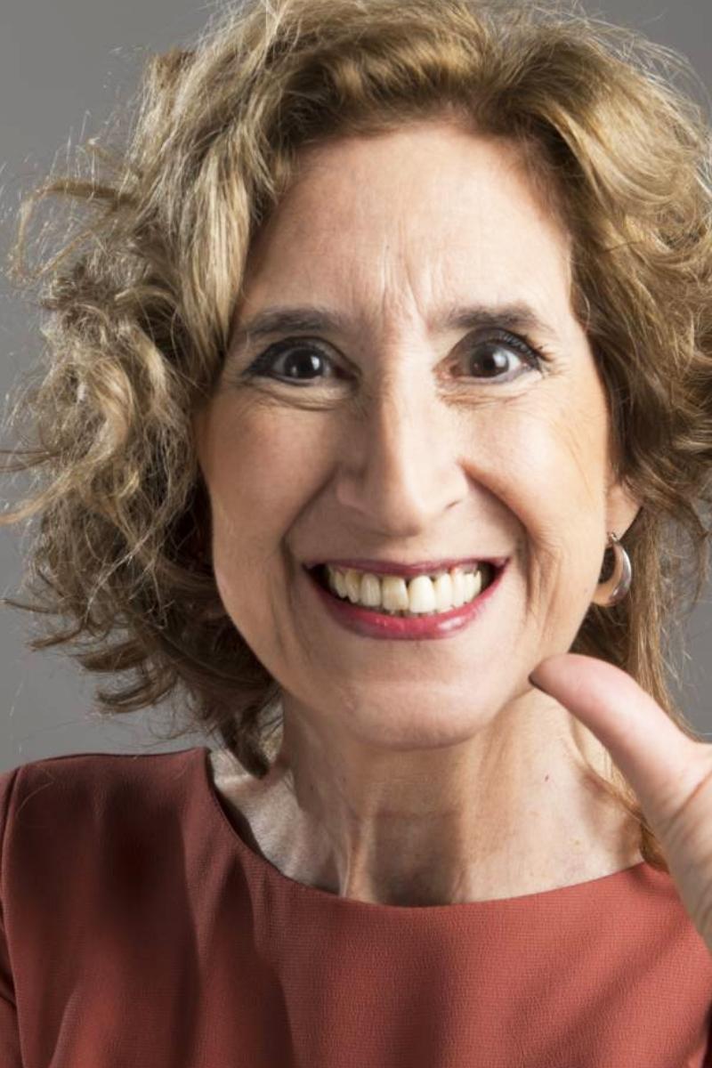 María de Cousandier's picture in the cast