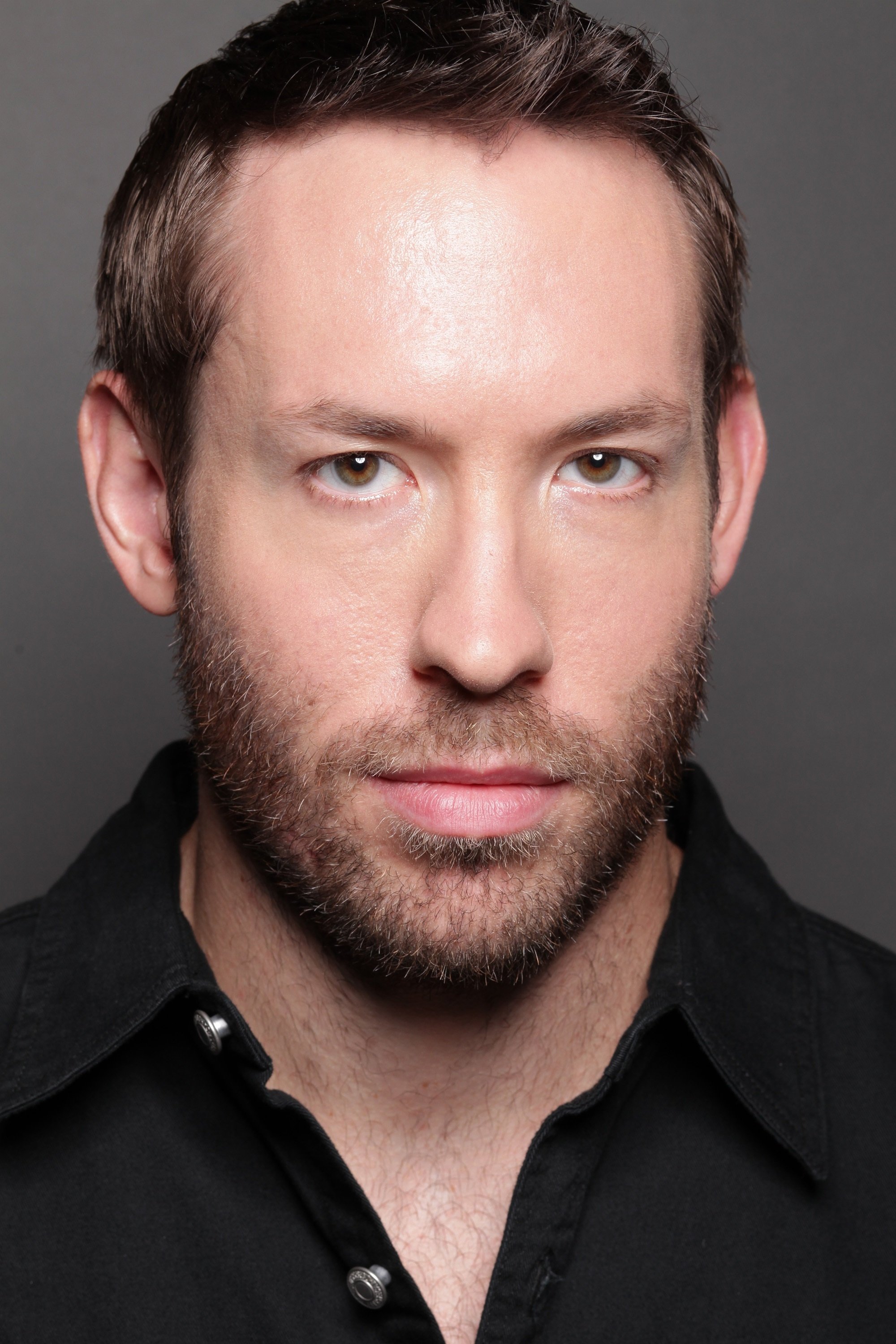 et billede af Luke Sholl